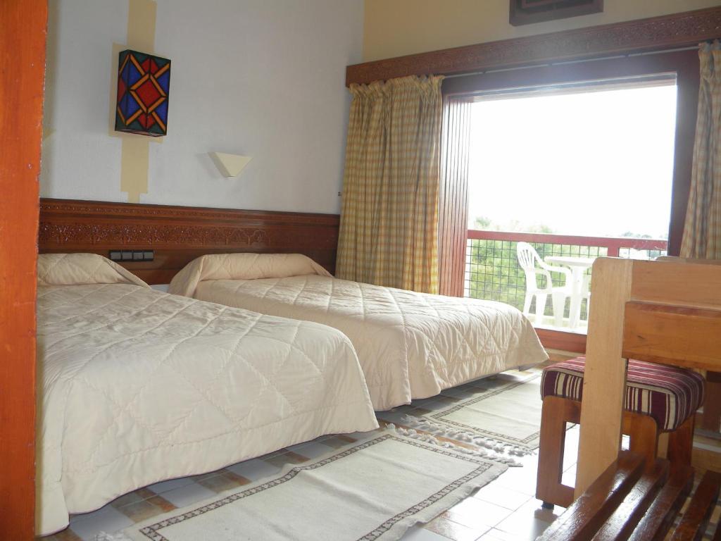 Sidi Harazem Hotel Eksteriør billede